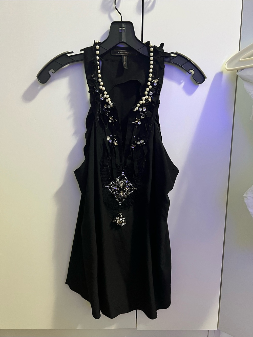 BCBGMaxAzria Black Beaded Sleeveless Camisole